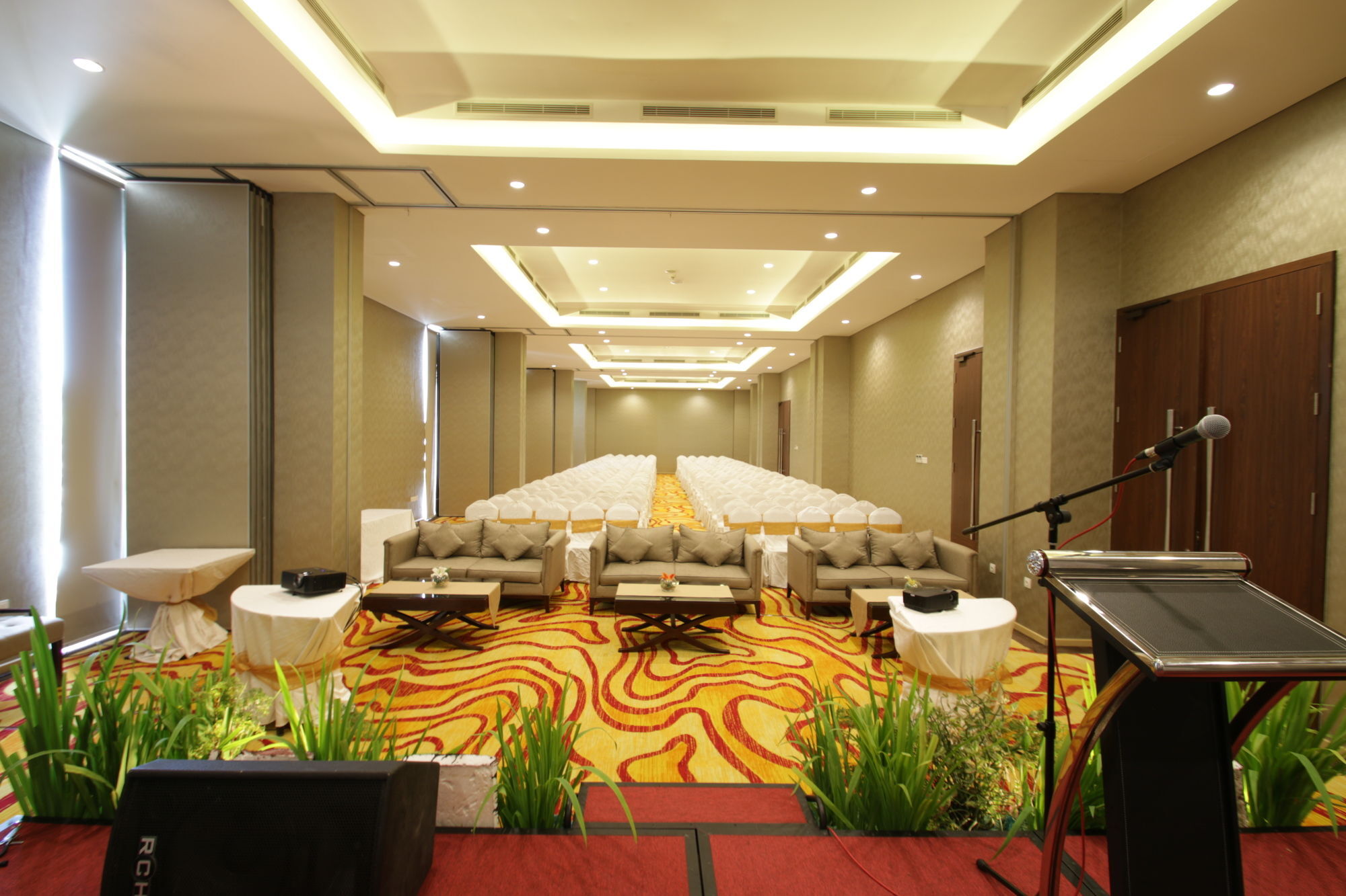 Swiss-Belhotel Sorong Exterior foto